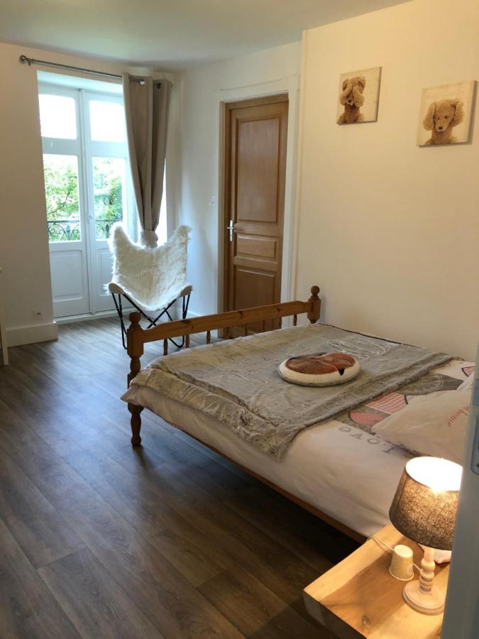 Bed and Breakfast Manoir De Botcol Saint-Nicolas-du-Pélem Esterno foto
